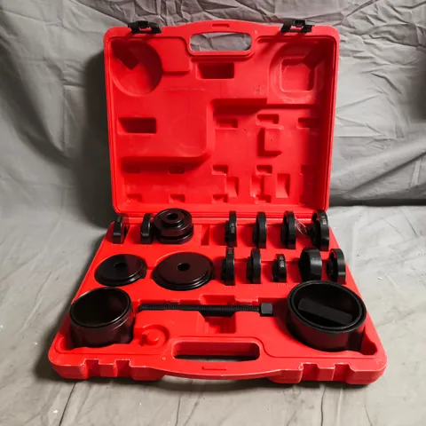 CHENTIANXIA HOLE SAW DRILL BIT SET IN RED CASE