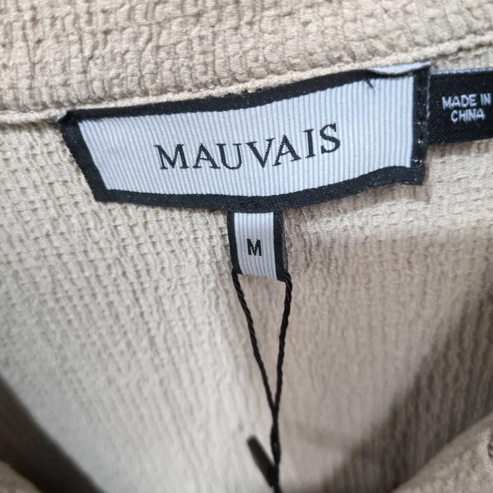MAUVAIS BEIGE KNIT SHORT-SLEEVE SHIRT – SIZE M