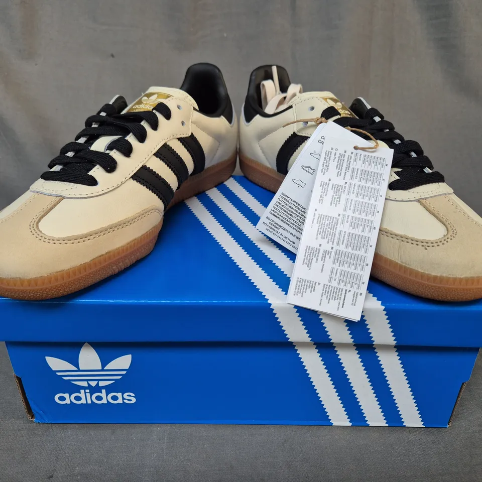 BOXED PAIR OF ADIDAS SAMBA OG WOMEN'S SHOES IN CREAM/BLACK UK SIZE 5