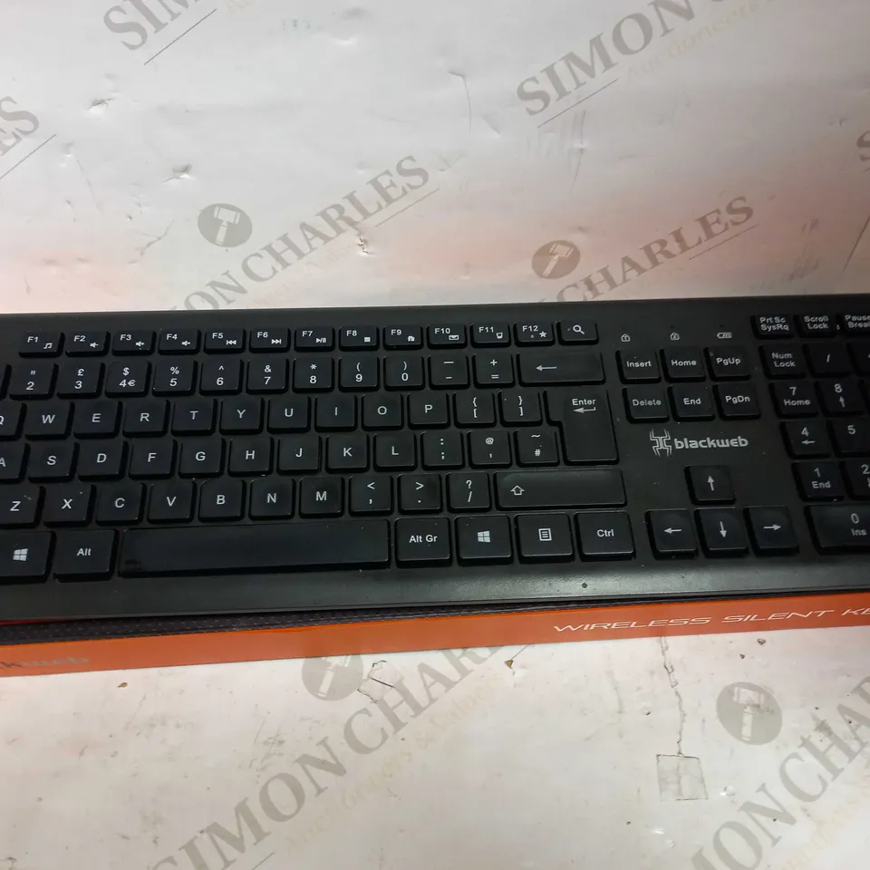 BLACKWEB WIRELESS SILENT KEYBOARD 