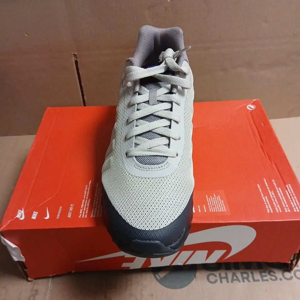 NIKE RUNNING SHOES – GREY/BLUE, UK SIZE 10 INCLUDES PAIR OF NIKE SOCKS