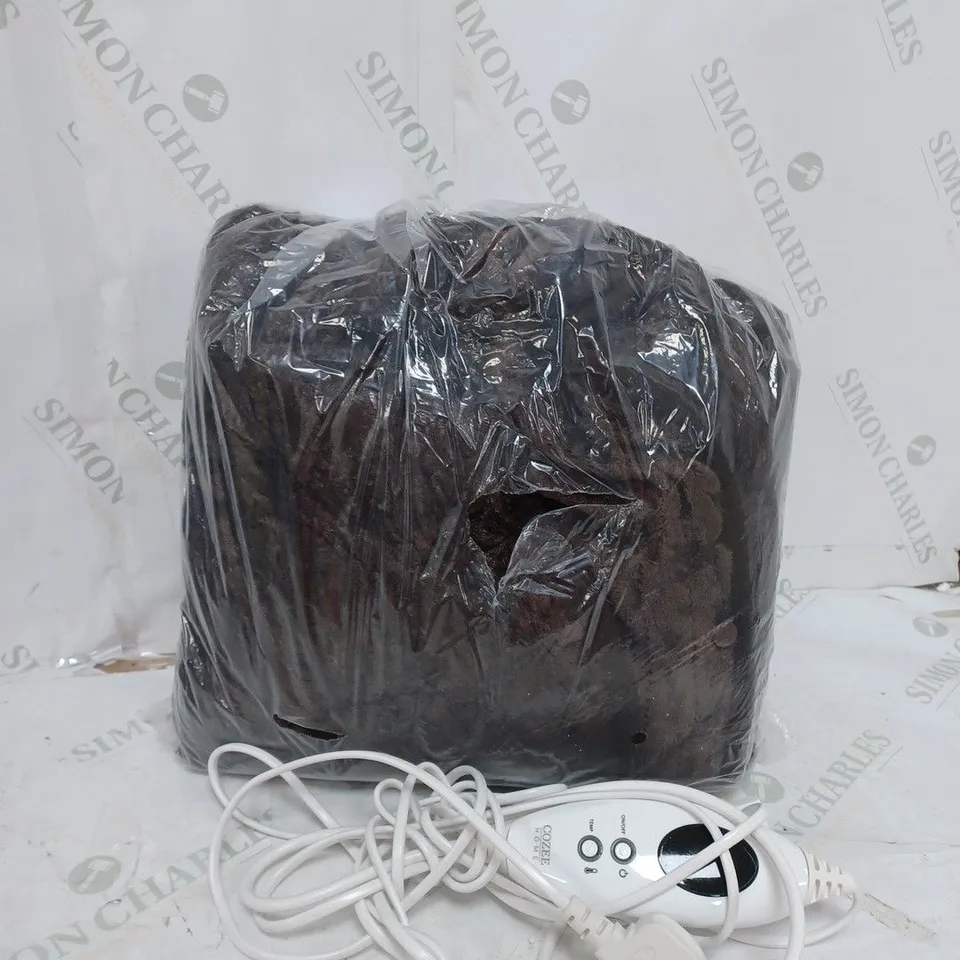 BOXED COZEE HOME FAUX FUR HEATED THROW IN CHOCOLATE