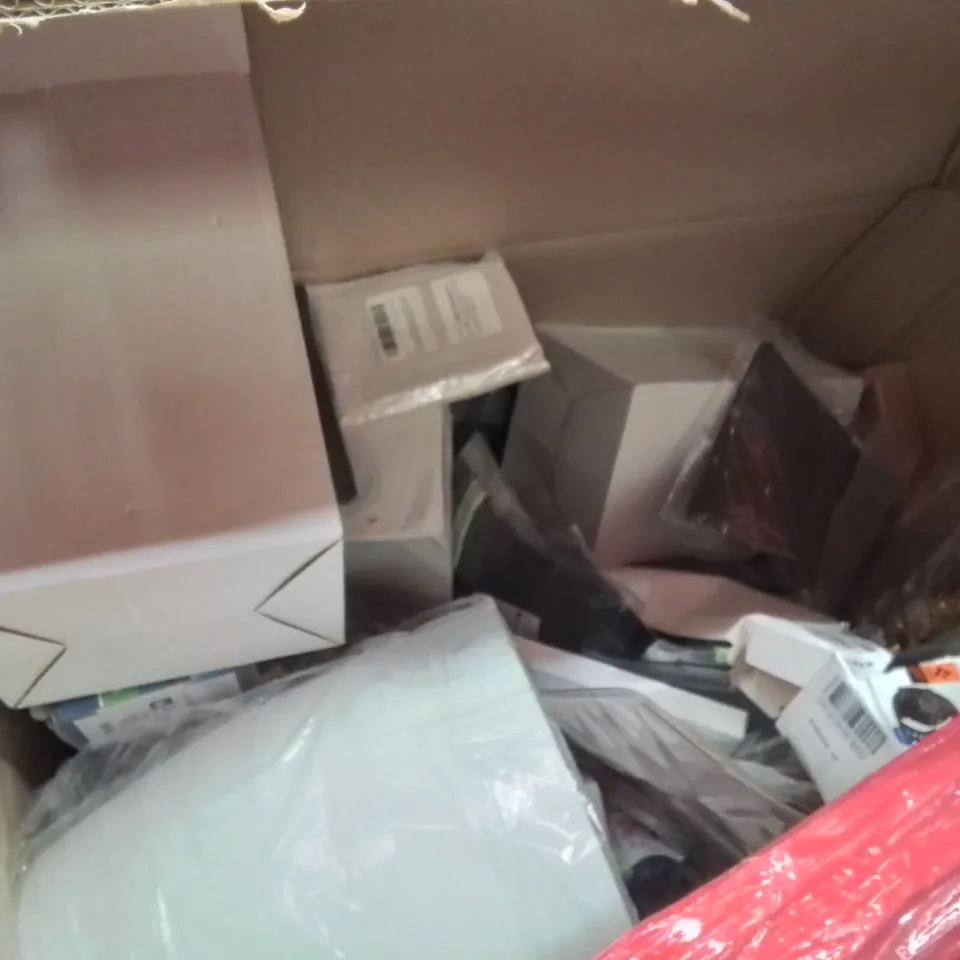 PALLET CONTAINING VARIOUS ASSORTED HOUSEHOLD ITEMS TO INCLUDE:  TATTOO KITS, TV AERIALS, PARTY BANNERS ETC.