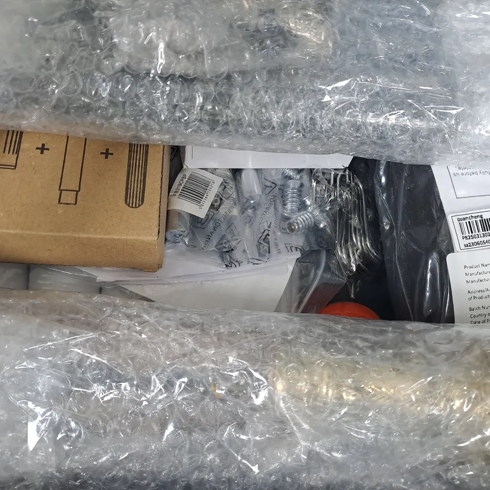 APPROXIMATELY 10 ASSORTED HOUSEHOLD ITEMS TO INCLUDE SCREWS, COCO PEAT, GOLF BALL, ETC