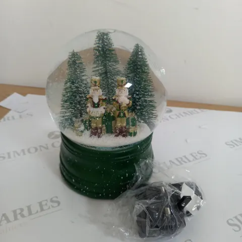 BOXED SANTA EXPRESS CHRISTMAS CHARACTER MUSICAL WATER SPINNER