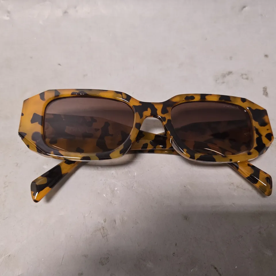 PRADA LEOPARD PRINT SUN GLASSES 