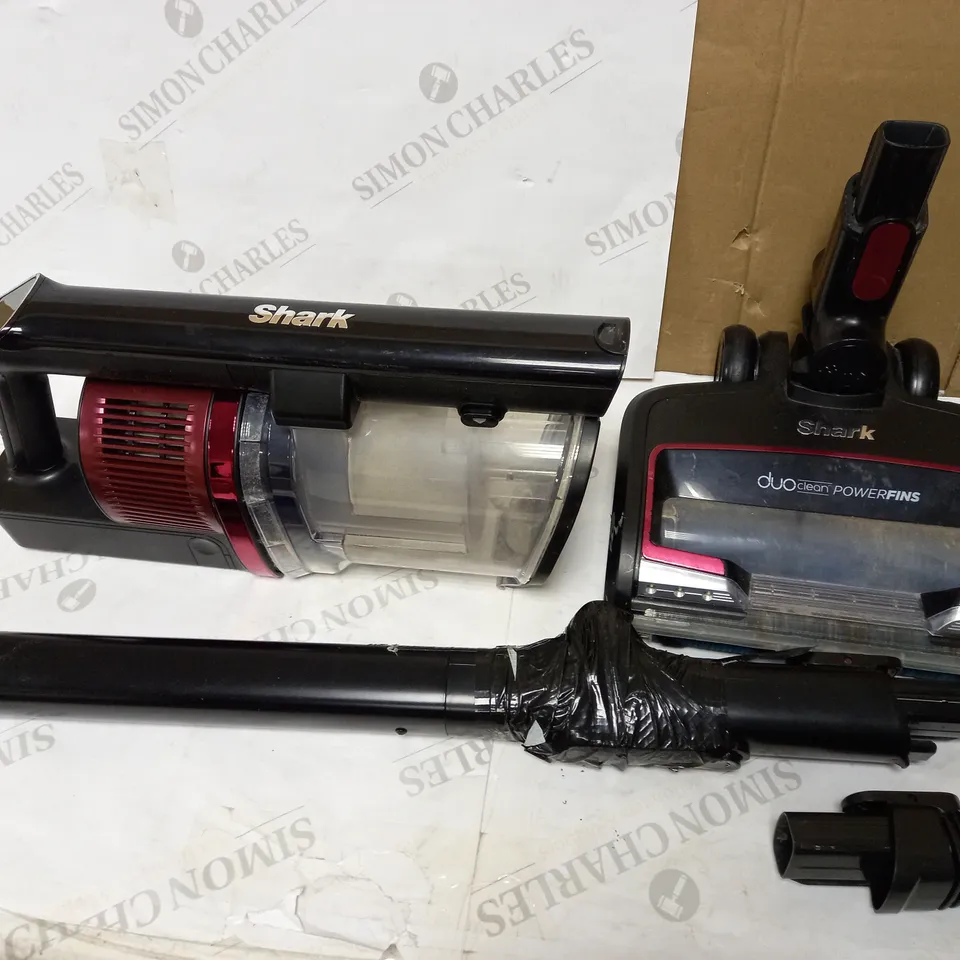 SHARK CORDLESS VACUUM IZ300UKT