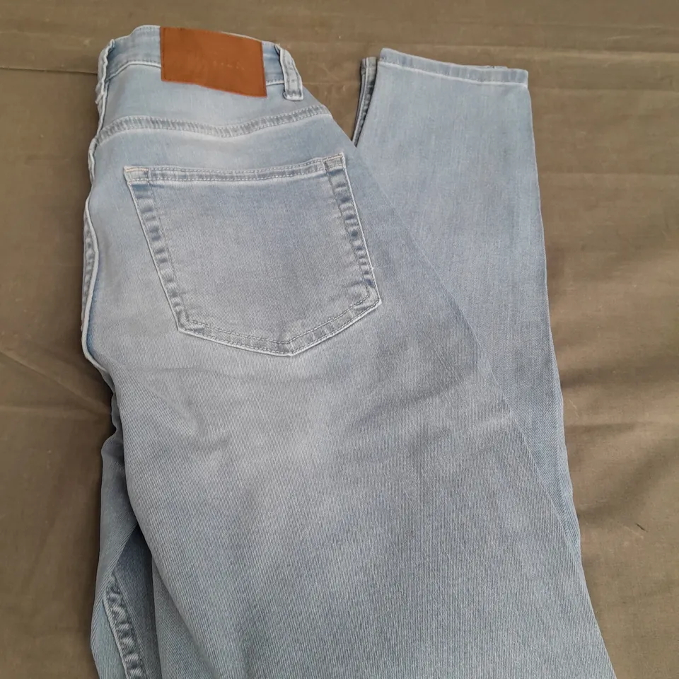 SIKSILK SKINNY DENIM JEANS SIZE 32R