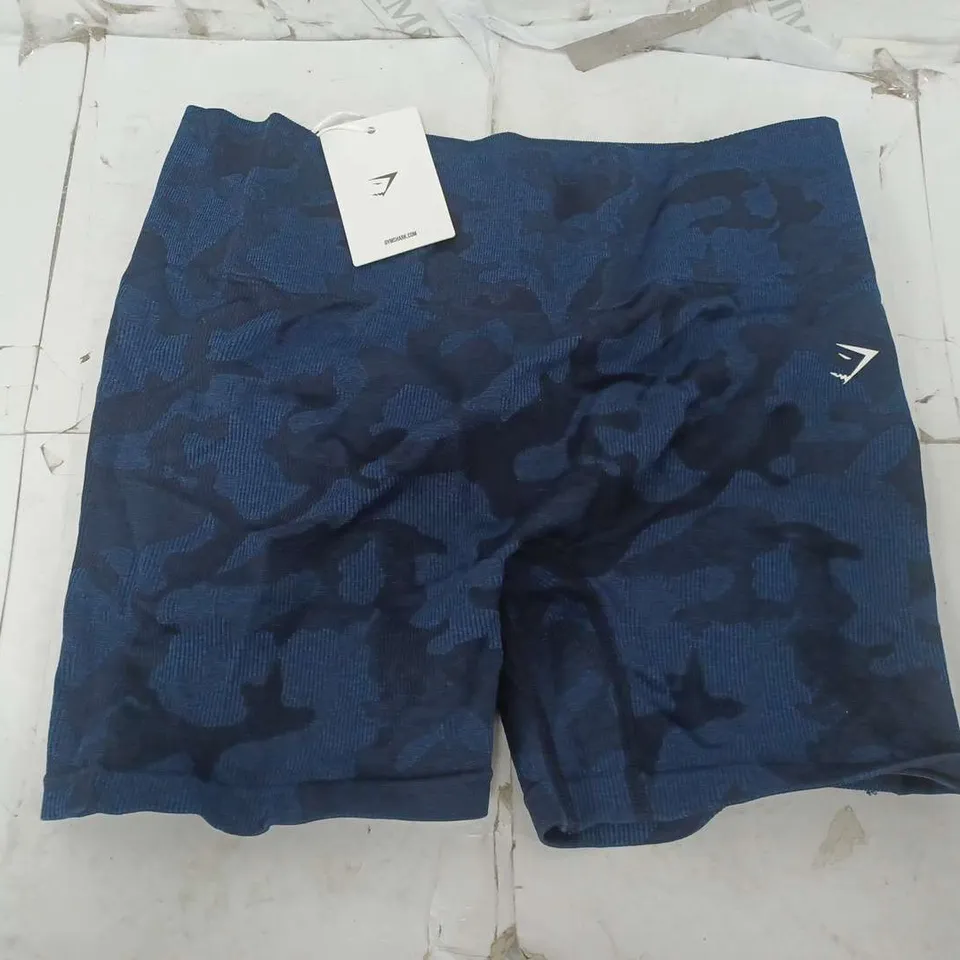 GYMSHARK ADAPT CAMO SEAMLESS SHORTS IN MIDNIGHT BLUE/ASHBLUE - XL