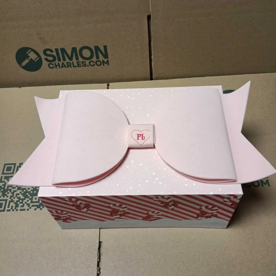 PLOUISE BEAUTY BOX WITH 2 BAD BITCH ENERGY ITEMS: HOT COCOA AND CREAM/LETS GET FIZZICAL