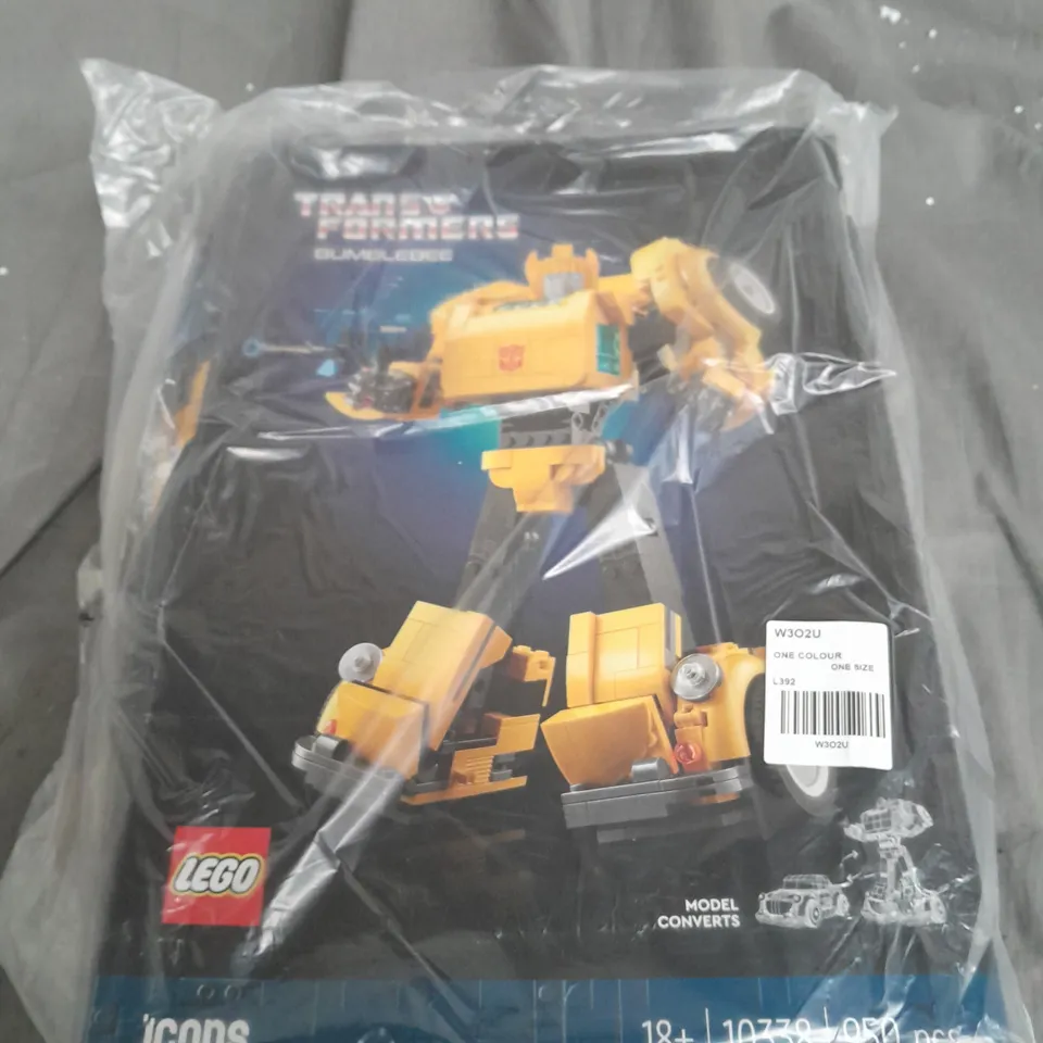 BOXED LEGO TRANSFORMERS BUMBLEBEE SET - 10338 RRP £65