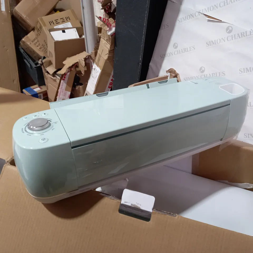 CRICUT EXPLORE AIR 2 CUTTER MINT  RRP £209.99