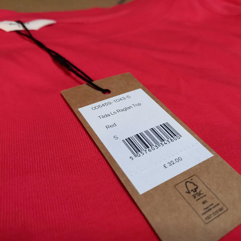 HUSH RED RAGLAN TOP - SMALL