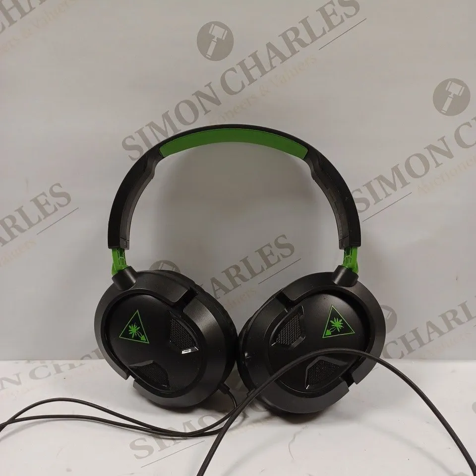 APPROXIMATELY 6 ASSORTED HEADSETS TO INCLUDE; TURTLE BEACH RECON 50X XBOX
