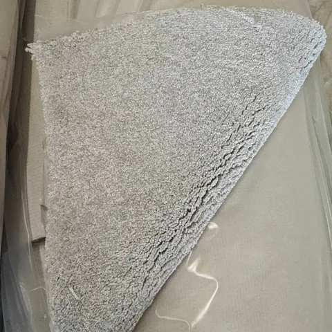 QUALITY BAGGED AND ROLLED EC FREEDOM XTRA MINERAL CARPET - APPROXIMATELY LENGTH 4.6M WIDTH 5M