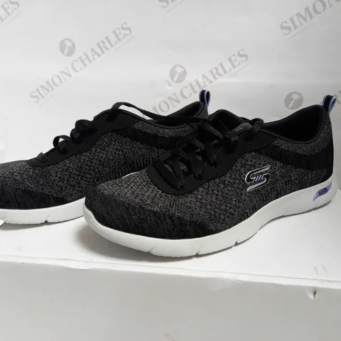 SKECHERS ARCH FIT REFINE TRAINERS UK SIZE 5