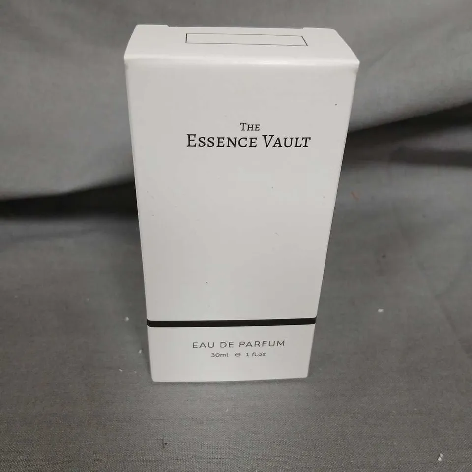BOXED THE ESSENCE VAULT FRAGRANCES PARFUM 30ML