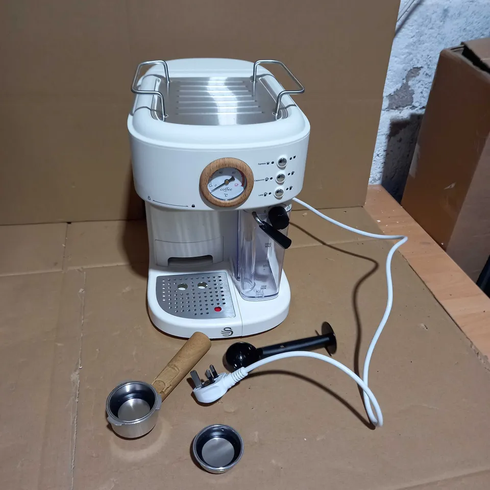 SWAN NORDIC ONE TOUCH ESPRESSO MACHINE
