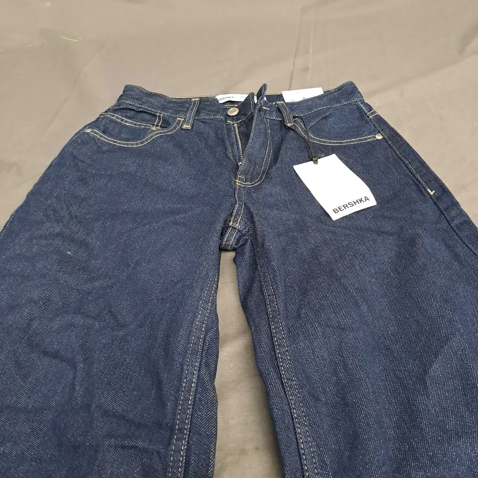BERSHKA WIDE LEG DARK DENIM JEANS - EUR 34
