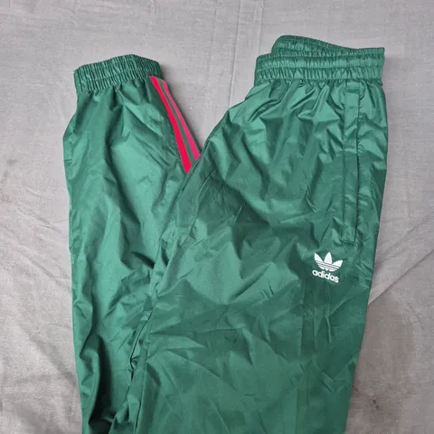 ADIDAS 3 STRIPE JOGGERS IN GREEN/RED - UK SMALL