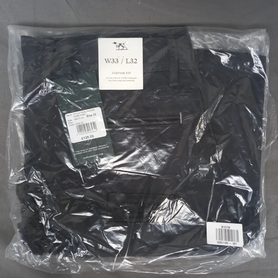 RODD & GUNN THOMAS ROAD CHINO PANTS IN COAL SIZE 33/32