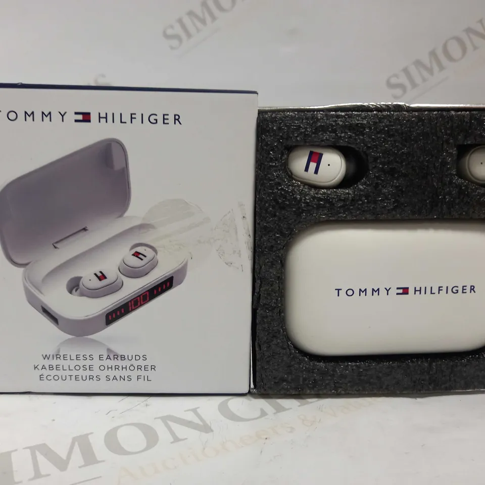 TOMMY HILFIGER WHITE WIRELESS EARBUDS  RRP £90