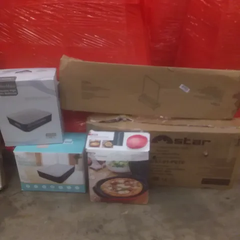 PALLET OF ASSORTED ITEMS INCLUDING DOUBLE AIR MATTRESS, QUEEN SIZE AIR MATTRESS, NON STICK PIZZA MAKER, CLOTHES RACK, SCOOTER