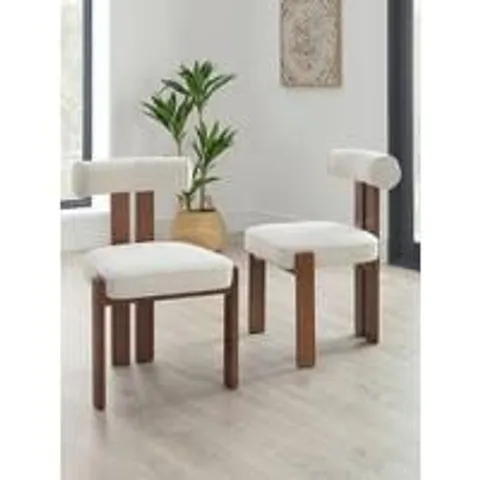 BOXED AMBER PAIR OF DINING CHAIRS - RUSTIC OAK/NATURAL (1 BOX)