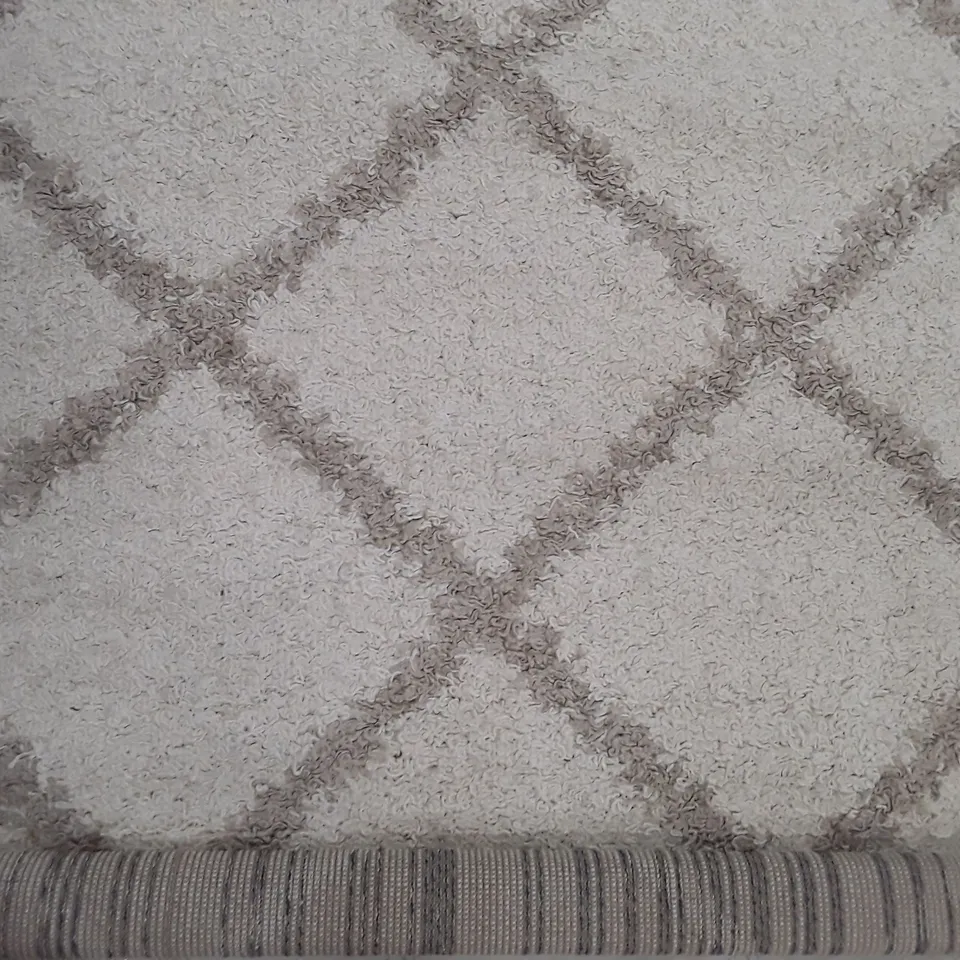 PACO HOME KALMAR RUG IN BEIGE/CREAM (120X170CM)