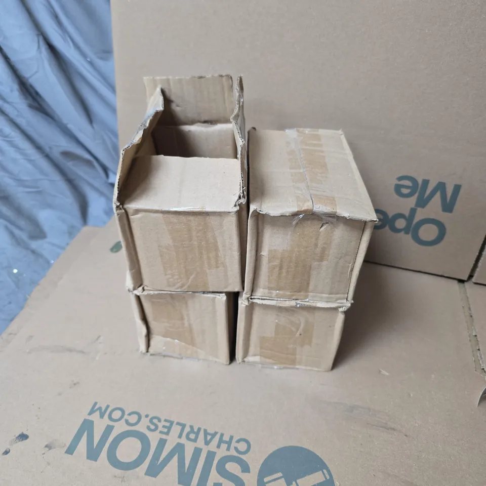 4 BOXES OF ASSORTED GISELA GRAHAM SMALL DECORATIONS 