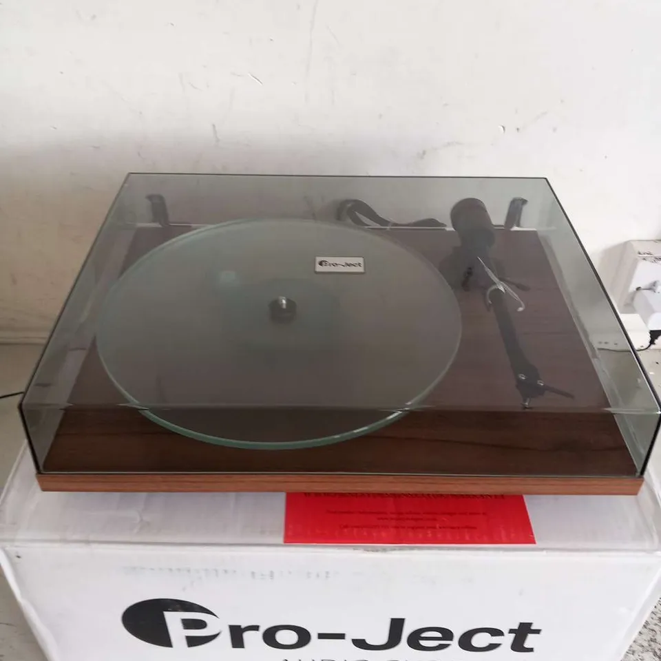 PROJECT T1 WALNUT HIFI TURNTABLE
