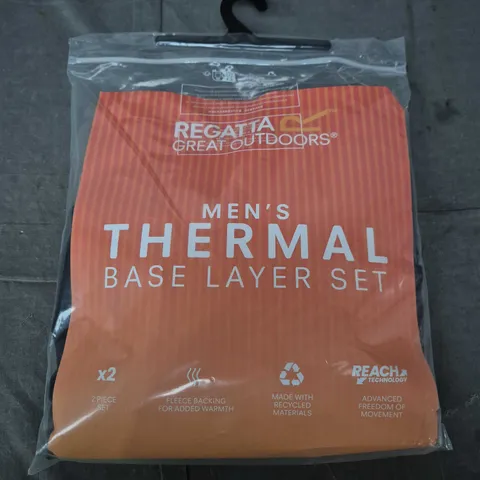 REGATTA GREAT OUTDOORS MEN'S THERMAL BASE LAYER SET – 2-PIECE, UK S