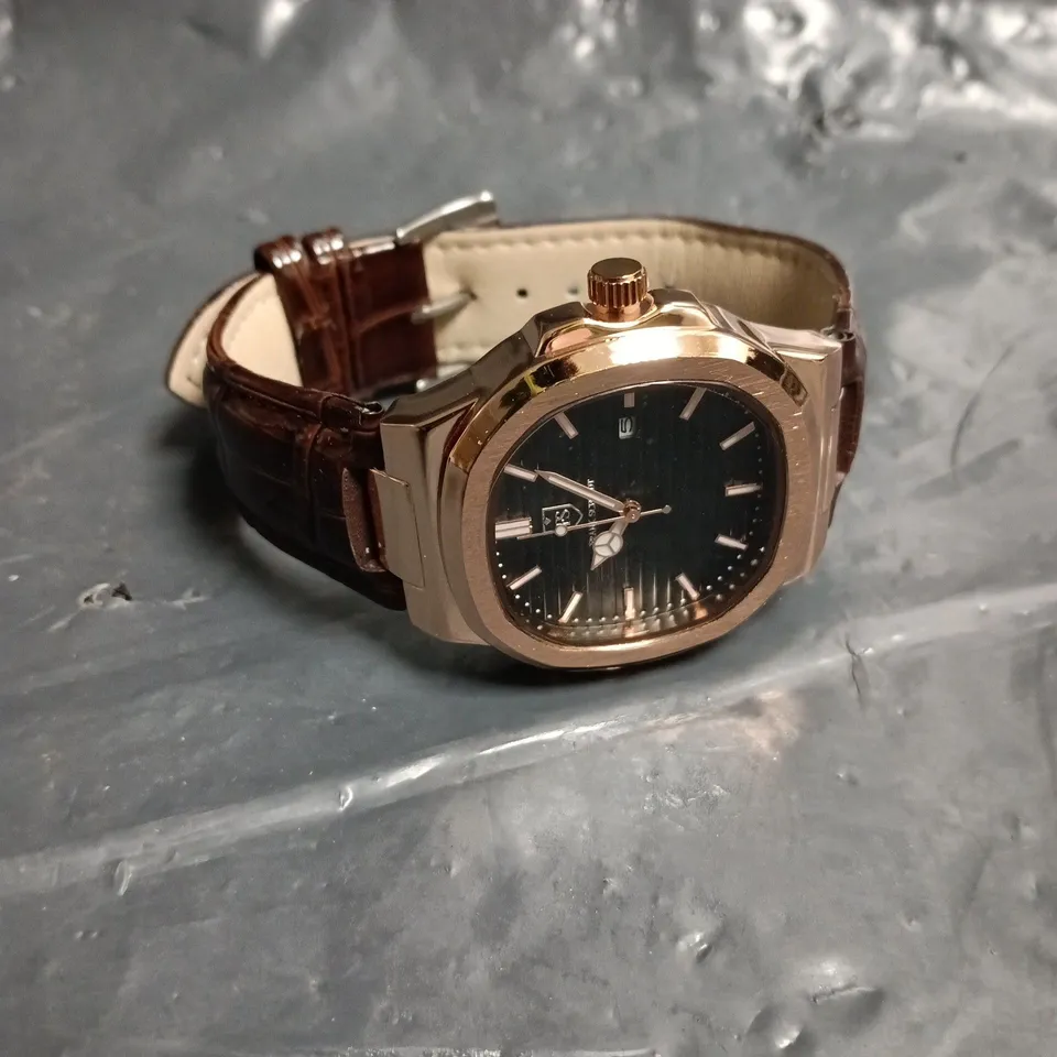 MENS FRANK SCHMIDT WATCH – TEXTURED DIAL WITH DATE – LEATHER STRAP