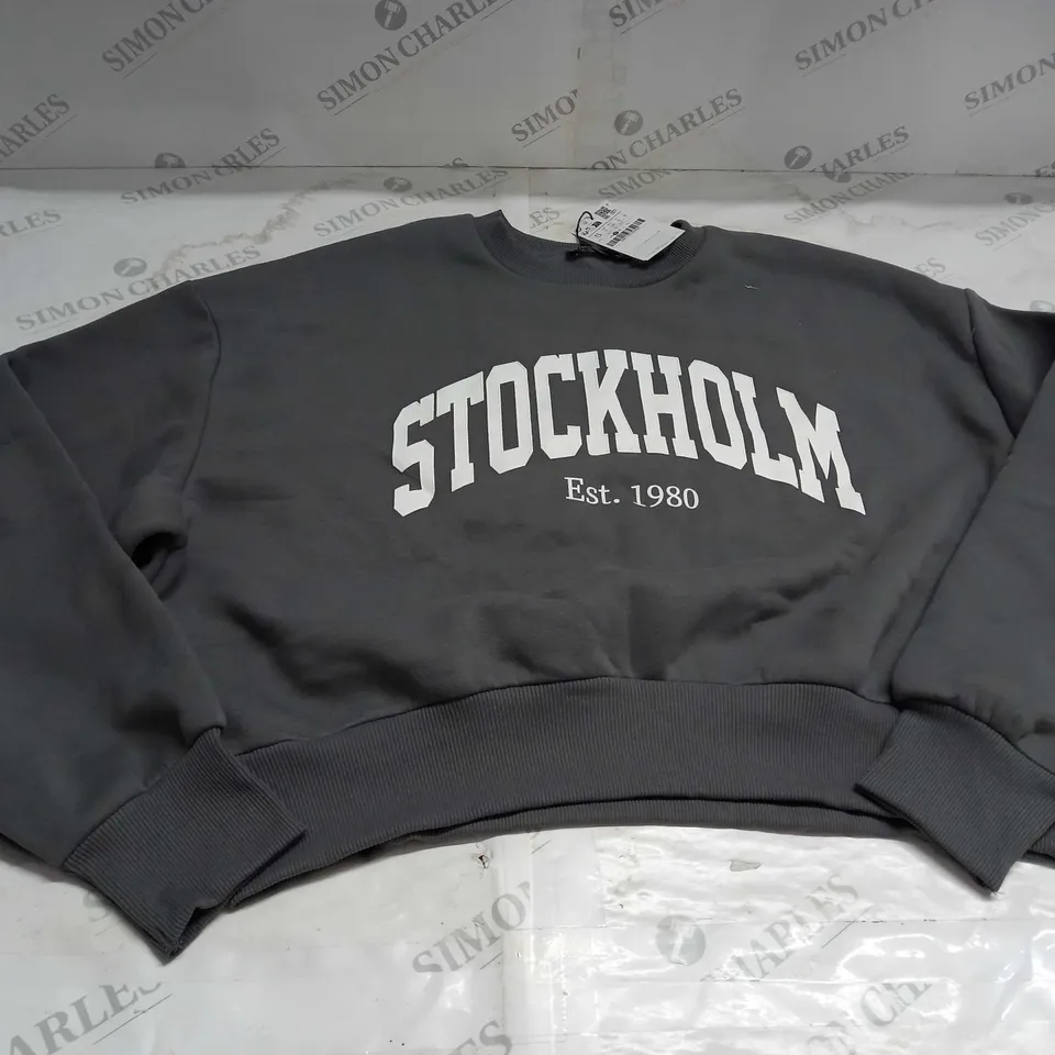 STRADIVARIUS GREY CROP JUMPER SIZE S