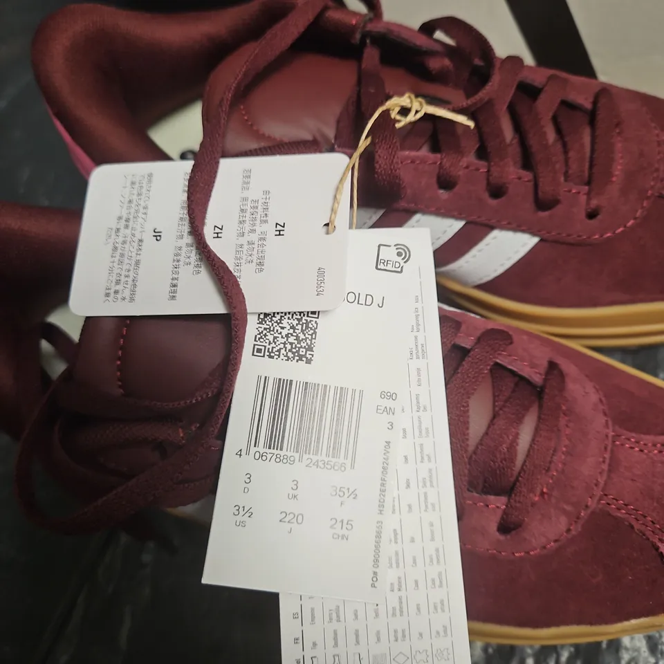 ADIDAS BURGUNDY SUEDE SNEAKERS WITH WHITE STRIPES – UK 3 (EU 35 1/2) .