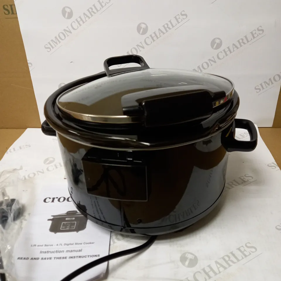 CROCK POT SLOW COOKER 
