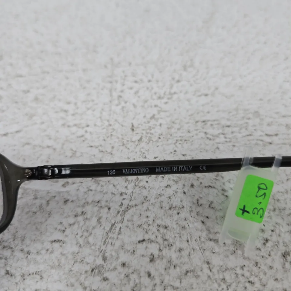 VALENTINO SPECTACLES – BLACK RECTANGULAR FRAME, MADE IN ITALY (130 TEMPLE)