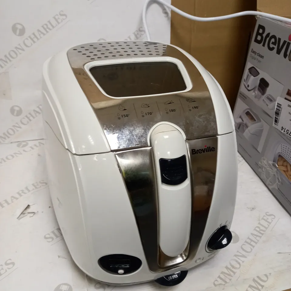 BREVILLE EASY CLEAN DIGITAL FRYER 