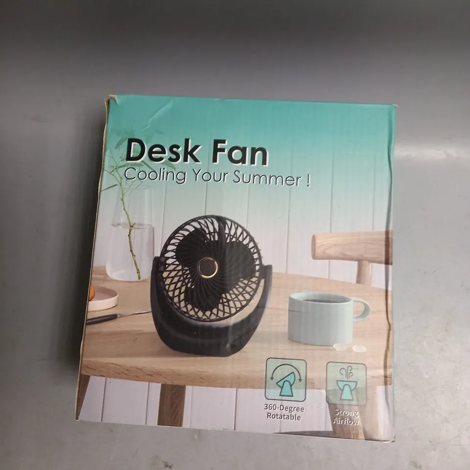 SMALL DESK FAN IN BLACK