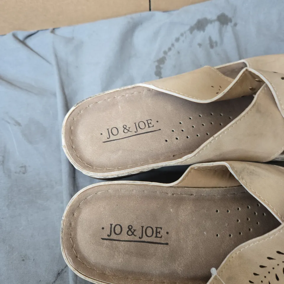 JO & JOE WOMEN’S SANDALS – BEIGE SLIP-ON, UK 4 (EU 37)