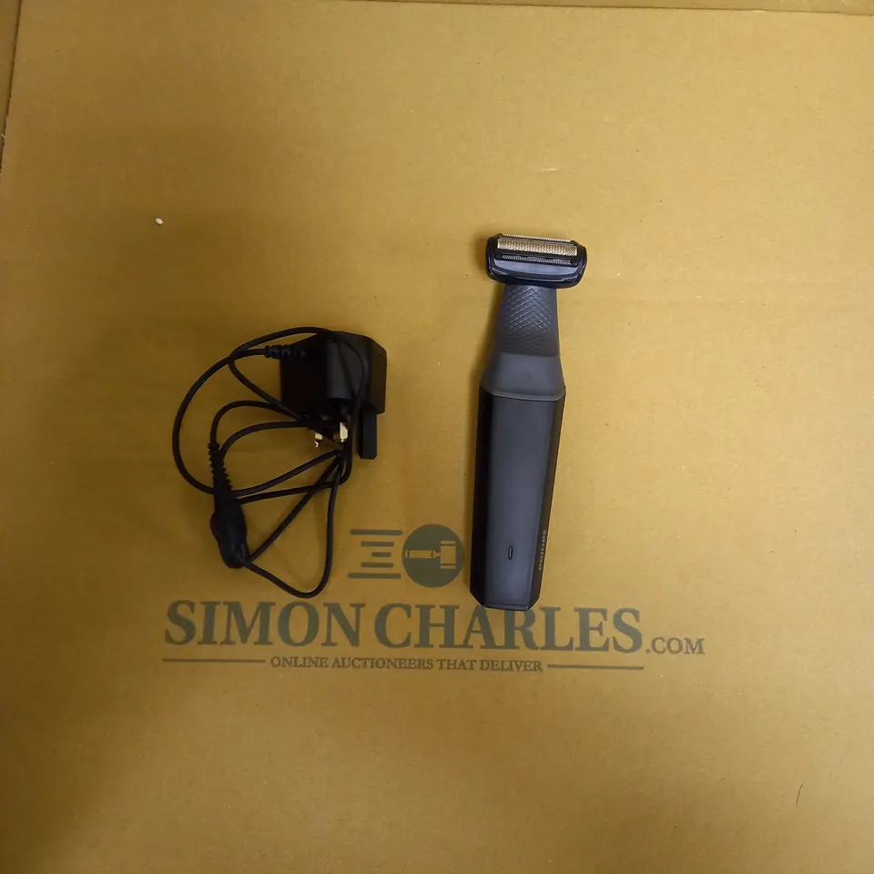 PHILIPS SERIES 3000 SHOWERPROOF BODY GROOMER