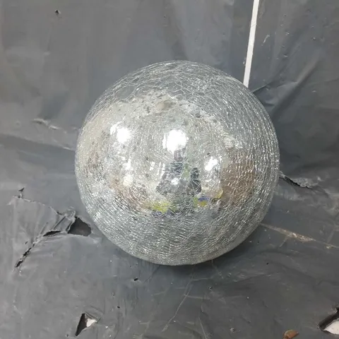 DECORATIVE FESTIVE GLOBE