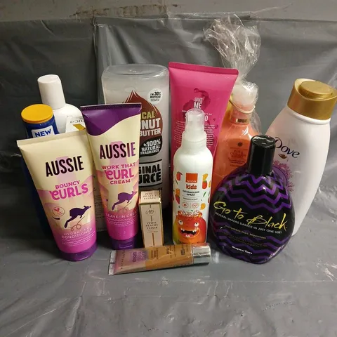 APPROXIMATELY 20 ASSORTED HEALTH & BEAUTY PRODUCTS TO AUSSIE LEAVE IN CURL CONDITIONER, DOVE FOAMING BATH SOAK, GIVE ME SHAMPOO, ETC