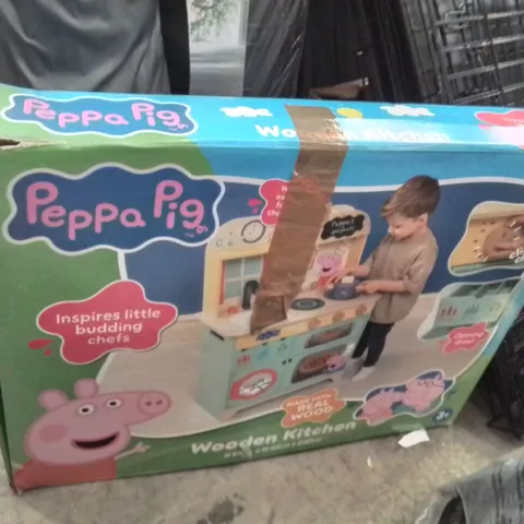 BOXED PEPPA PIG WOODEN KITCHEN