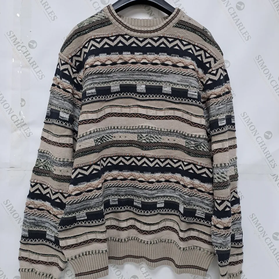 10 ASSORTED NEW CLOTHING ITEMS TO INCLUDE JACKETS, SWEATERS, SHIRTS, ETC