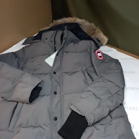 CANADA GOOSE WYNDHAM PARKA JACKET SIZE L