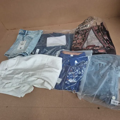 APPROXIMATELY 35 ASSORTED CLOTHING ITEMS IN VARIOUS SIZES, STYLES & COLOURS TO INCLUDE BRANDS SUCH AS PULL & BEAR, STRADIVARIUS, BERSHKA, ETC - COLLECTION ONLY