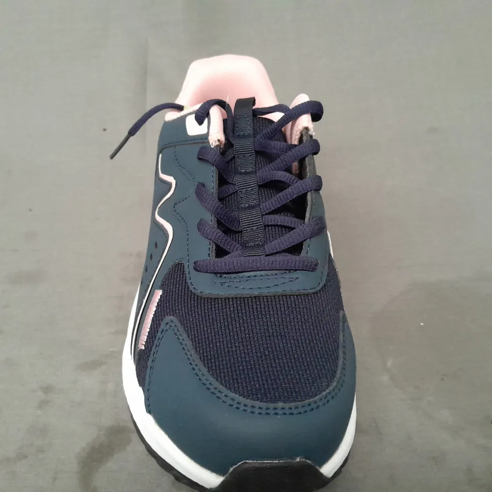 BOXED PAIR OF AOV TRAINERS IN BLUE/PINK UK SIZE 6.5