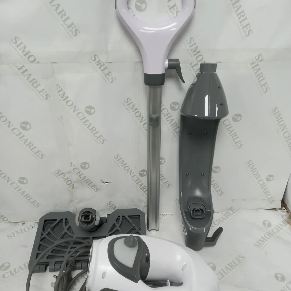 BOXED SHARK FLOOR AND HANDHELD STEAM CLEANER S6005