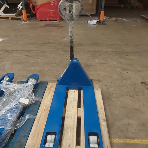 PALLET TRUCK RAPID 2500 KG LOAD